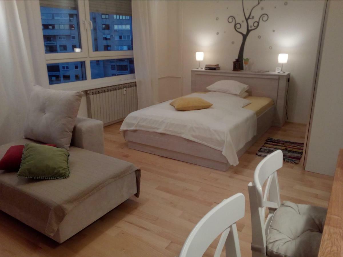See U In Zagreb Apartment Exteriör bild